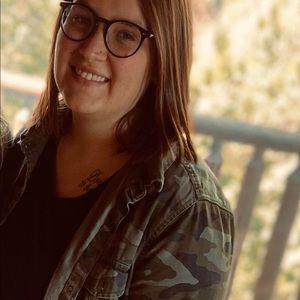 Meet your Posher, Haley